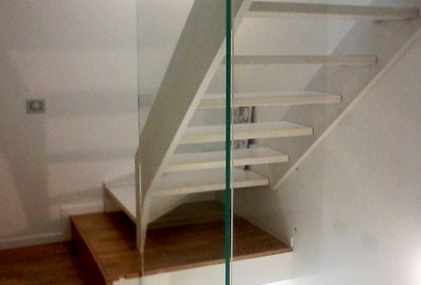 CHIUSURA VANO SCALA DAL 1° PIANO ALLA MANSARDA