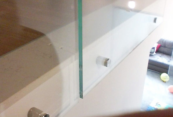 CHIUSURA IN VETROVANO SCALA DAL 1° PIANO ALLA MANSARDA